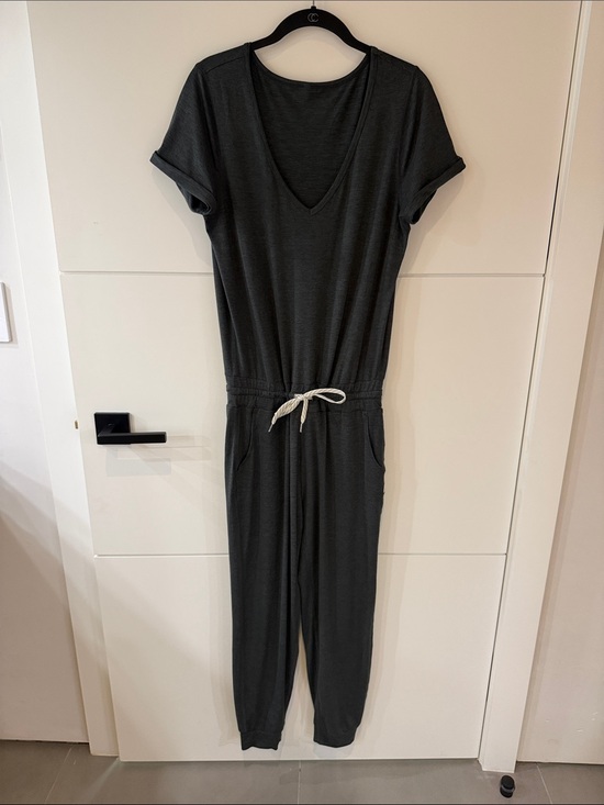 Vuori Pants - Vouri Drawstring Short-Sleeve Jumpsuit in forest green